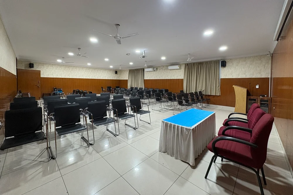 Conference Halls – image 6